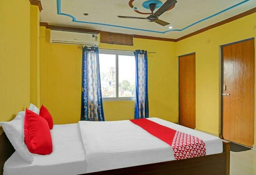 Трехместный Номер Классика, Oyo Flagship 80489 Sanskriti P Guest House