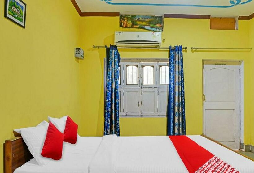 Трехместный Номер Классика, Oyo Flagship 80489 Sanskriti P Guest House