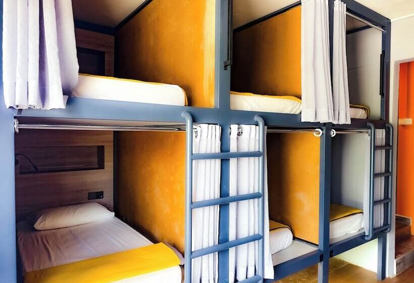 Кровать в Общей Комнате, Arch Dormitorio Cenang    Hostel