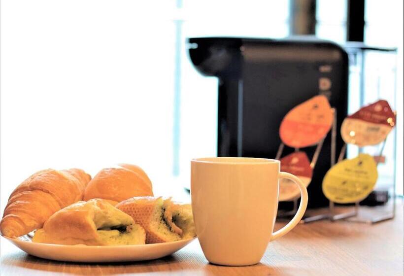 اتاق لوکس با بالکن, Takuto Hotel Osaka Shinsaibashi