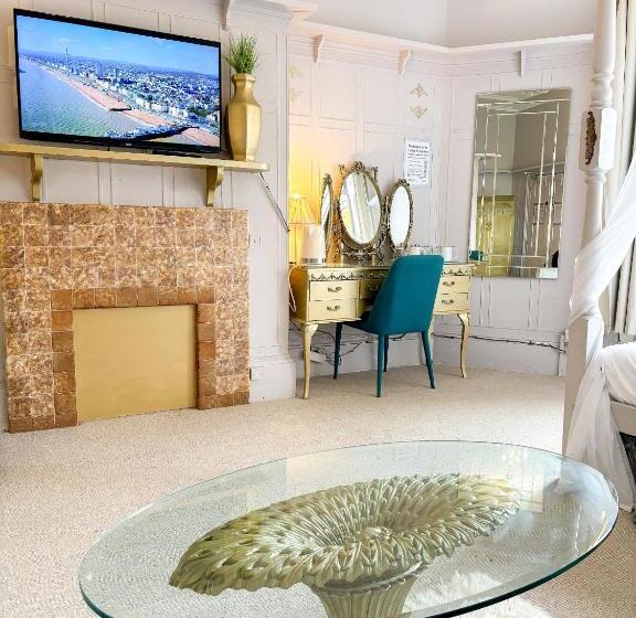 Полулюкс, X Hotel Brunswick Square
