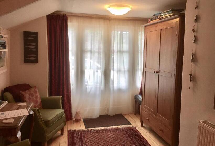 חדר דחוקס עם מיטת קינג, Culloden Farmhouse