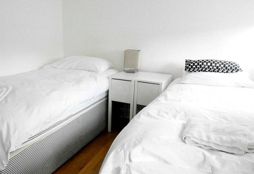 غرفة قياسية حمام مشترك, Kew Studios And Rooms
