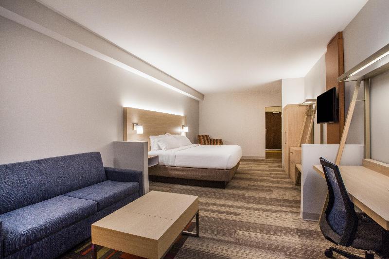스위트 킹사이즈 침대, Holiday Inn Express & Suites Lexington Park California, An Ihg