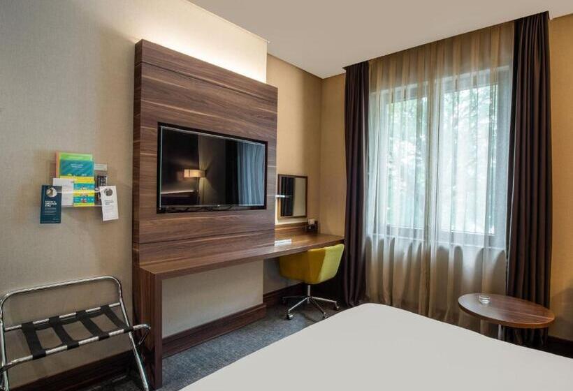 Номер Стандарт, Holiday Inn Istanbul   Kadikoy, An Ihg
