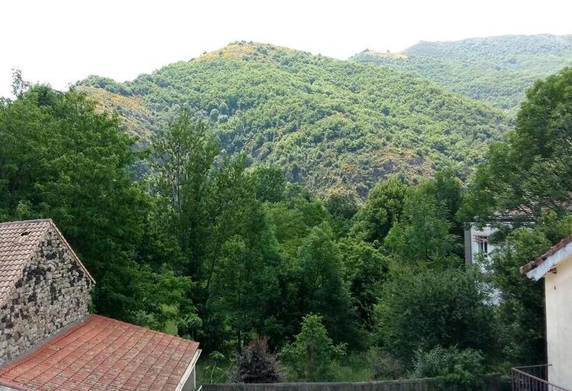 Номер Стандарт Вид на Горы, Hôtel La Gravenne