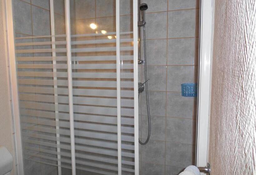 Номер Стандарт Индивидуальный, Hôtel La Gravenne