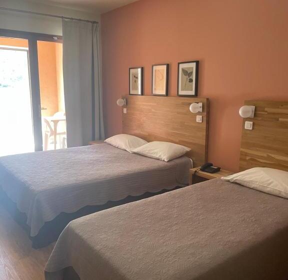 Номер Superior с Террасой, Logis Hotel Le Lonca
