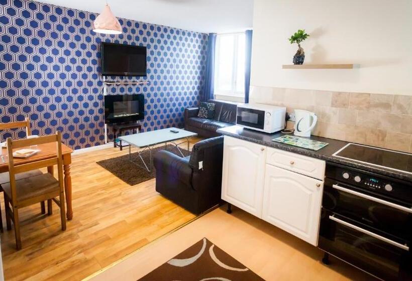 Апартаменты 2 Спальни, Albion House