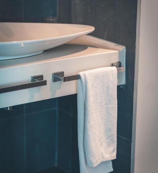 Suite with Terrace, Atik