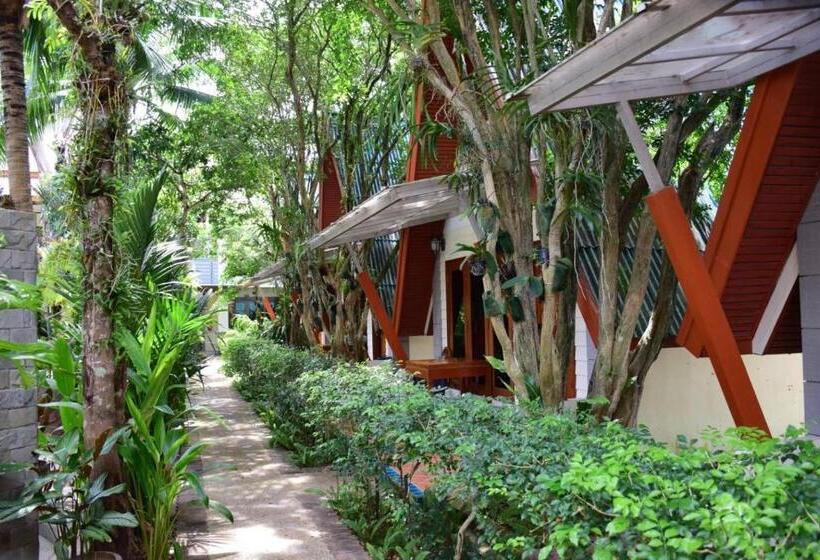 Бунгало Стандарт Вид на Сад, Phuket Meet Holiday Hotel Rawai 普吉岛相遇花园度假酒店 拉威店