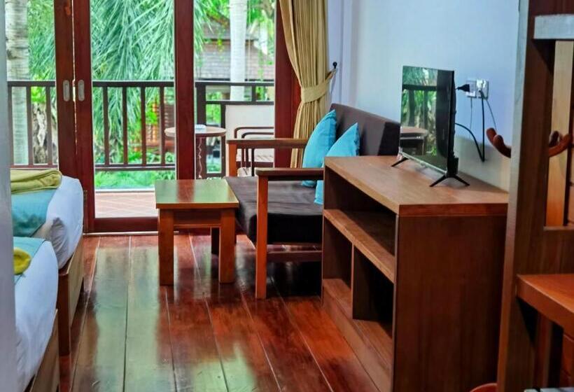 Quarto standart com varanda, Phuket Meet Holiday Hotel Rawai 普吉岛相遇花园度假酒店 拉威店