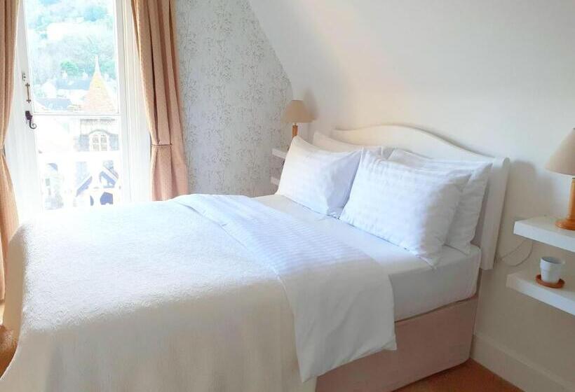 Номер Стандарт с Балконом, Gable Lodge Guest House