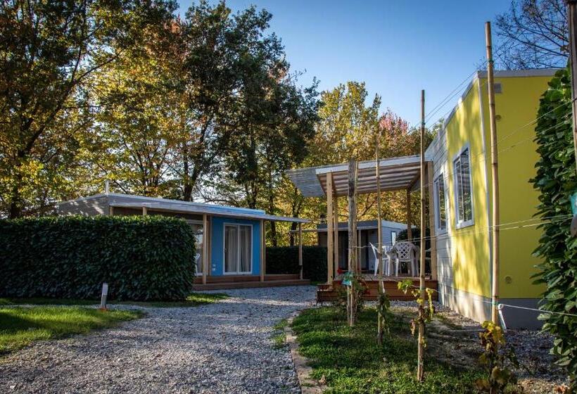 Дом 1 Спальня, Albavillage Hotel Wellness & Camping