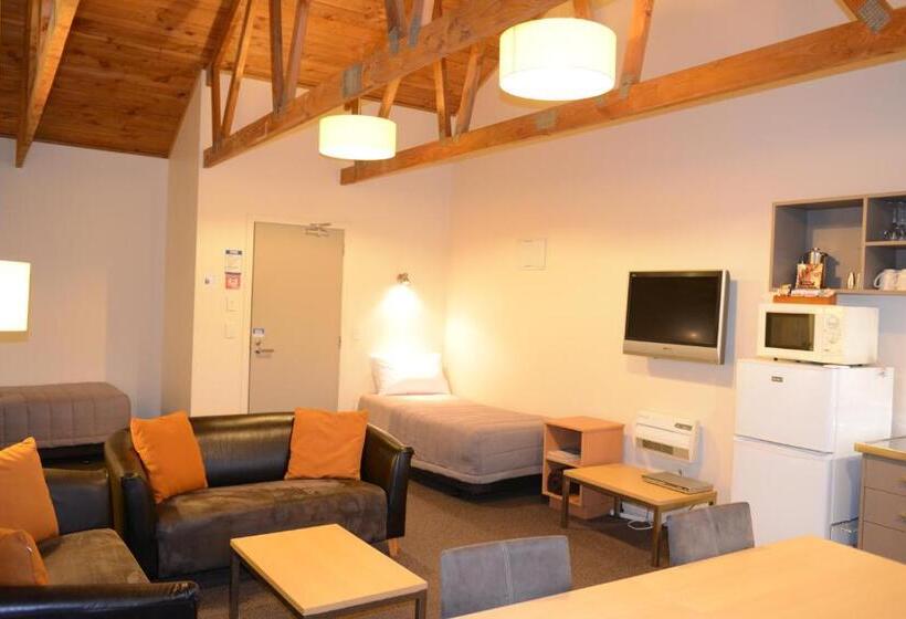Family Suite, The Hobbit Motorlodge