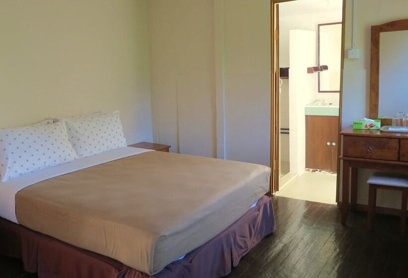 Семейный Номер, Mile 36 Lodge
