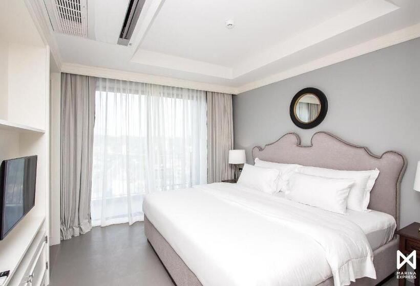 سوییت, Sugar Marina Hotel  Aviator  Phuket Airport   Sha Extra Plus