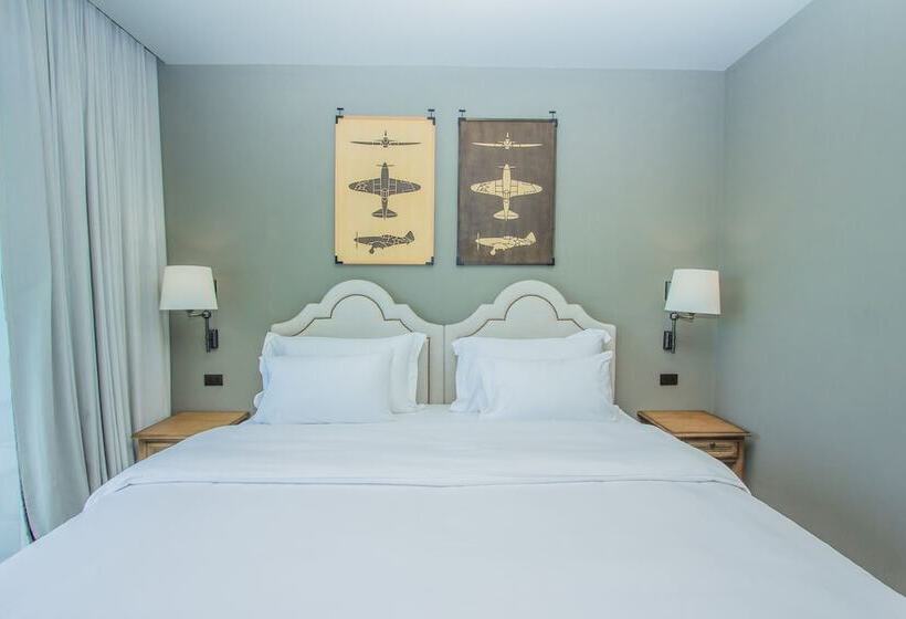 اتاق لوکس با چشم‌انداز استخر, Sugar Marina Hotel  Aviator  Phuket Airport   Sha Extra Plus