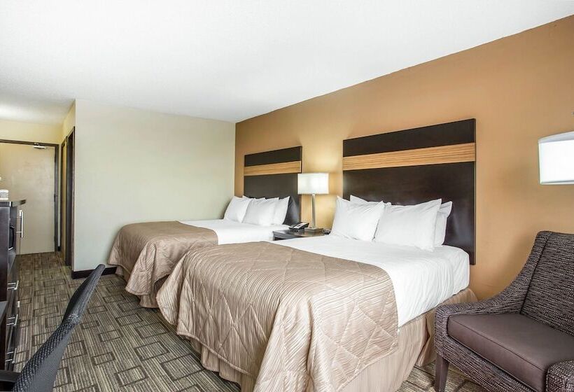 Номер Стандарт 2 Двуспальные Кровати, Clarion Hotel Fort Mill Near Amusement Park