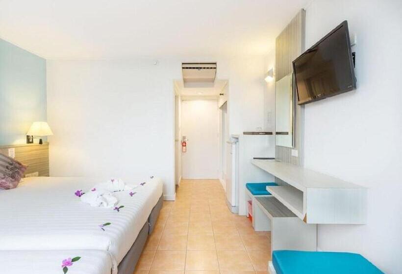 수피리어 패밀리 룸, On Hotel Phuket   Sha