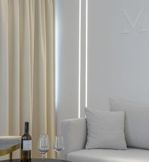 스위트, Acropolis Magenta Luxury Suites