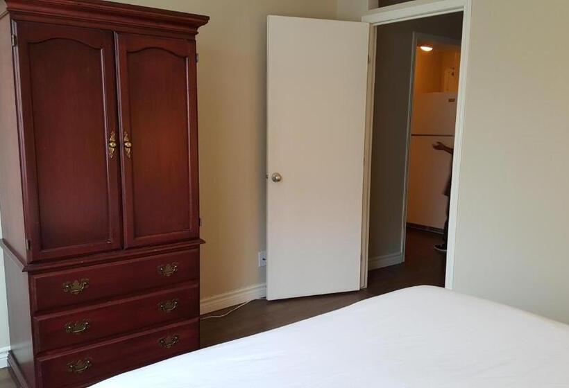 Люкс, Duvernay Studios And Suites