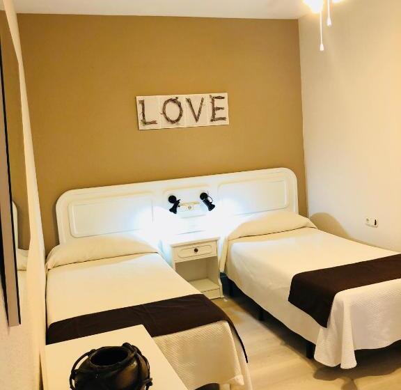 带2个卧室的公寓, Regency Torviscas Apartments And Suites