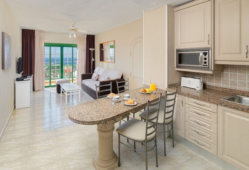 Апартаменты 2 Спальни, Regency Torviscas Apartments And Suites