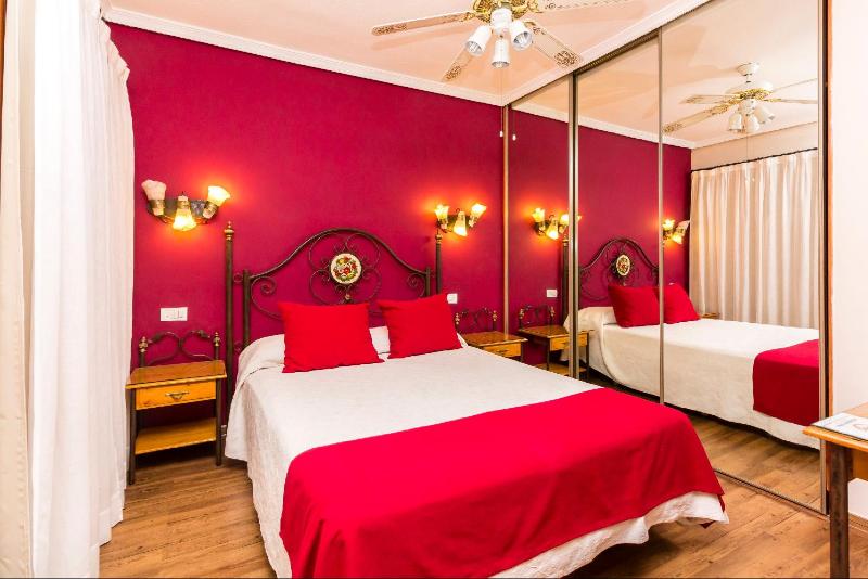 Апартаменты 2 Спальни, Regency Torviscas Apartments And Suites