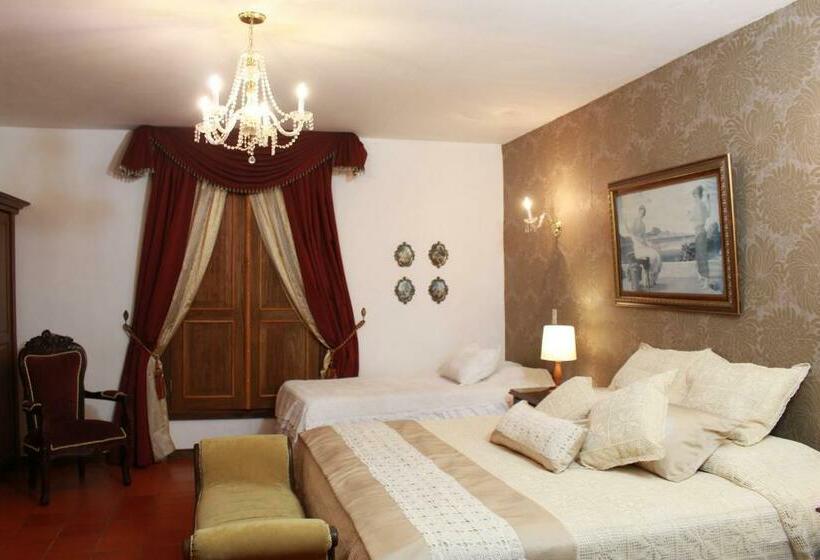 سوئیت پرزیدنت, Casa Lola Hotel Boutique