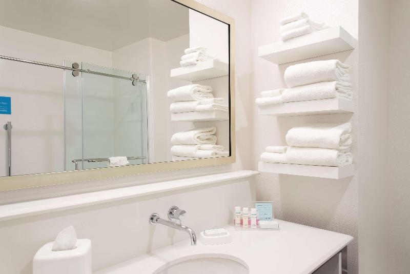 스탠다드 룸 킹사이즈 침대, Hampton Inn & Suites Grand Rapids Downtown