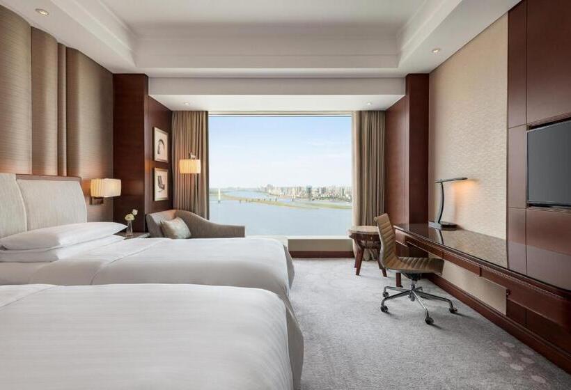 Номер Клуб, Shangrila Nanchang