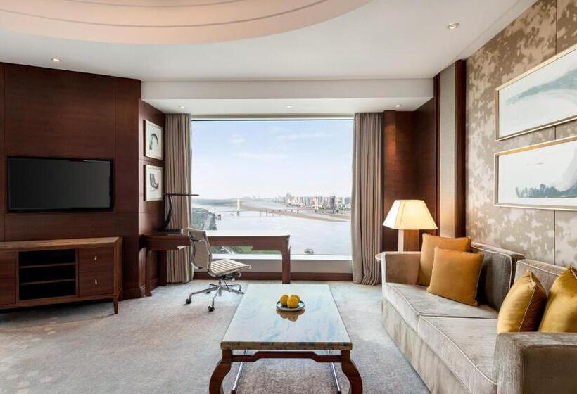 Номер Премиум, Shangrila Nanchang