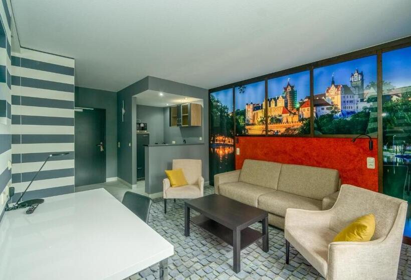 스위트, Sl Otel Im Parforcehaus