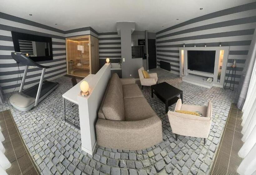 테라스 스위트, Sl Otel Im Parforcehaus