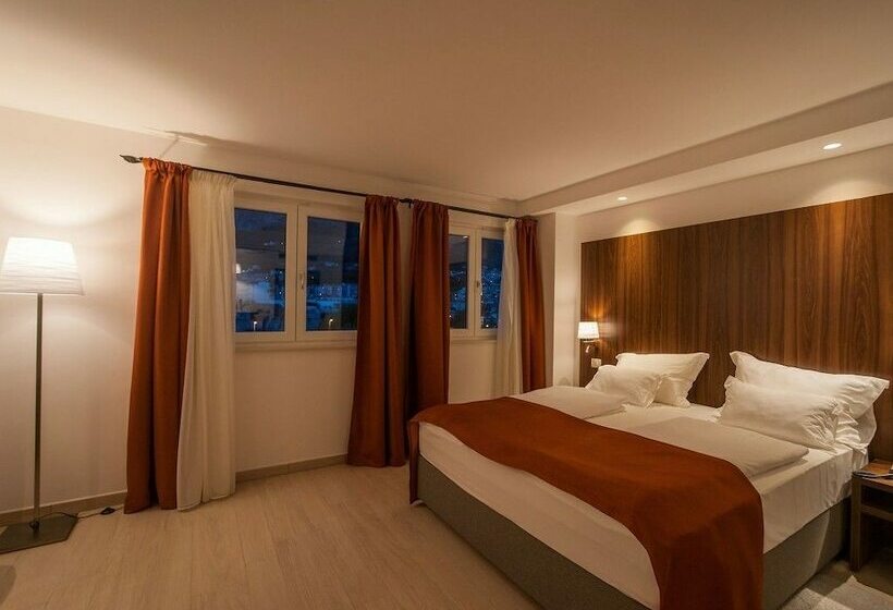 Студио Стандарт Вид на Парк, Aparthotel Miramare