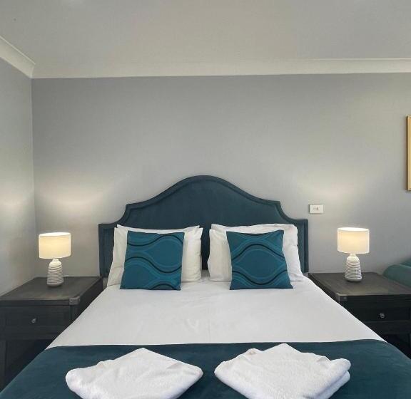 Номер Стандарт, Town & Country Motor Inn