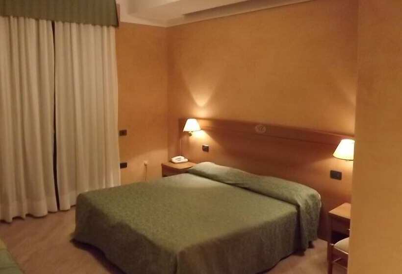 اتاق استاندارد با چشم‌انداز, Park Hotel Zanzanù