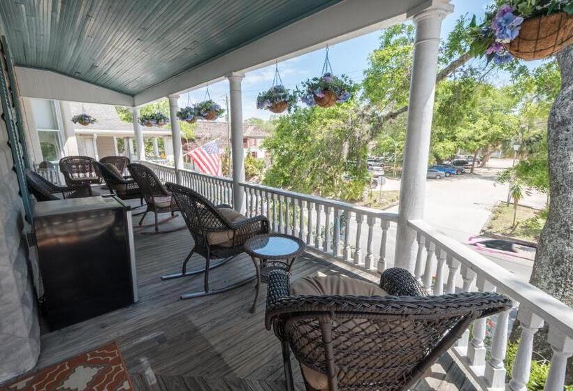 Номер Superior Кровать Кинг, Southern Wind Inn