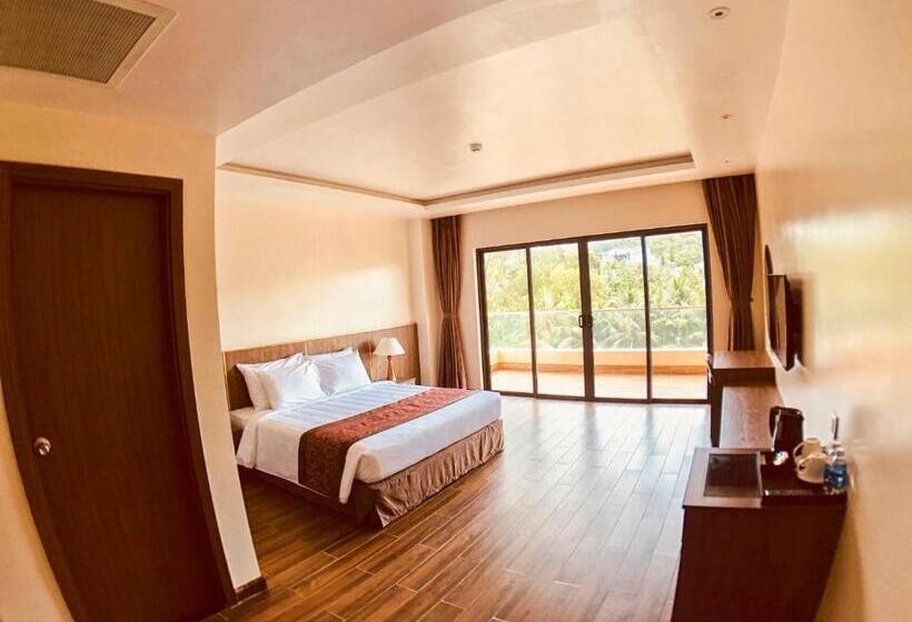 اتاق سوپریور با بالکن, Coral Bay Resort