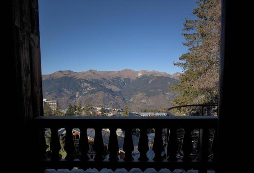 Номер Стандарт, Snow Lodge Hotel Courchevel 1850