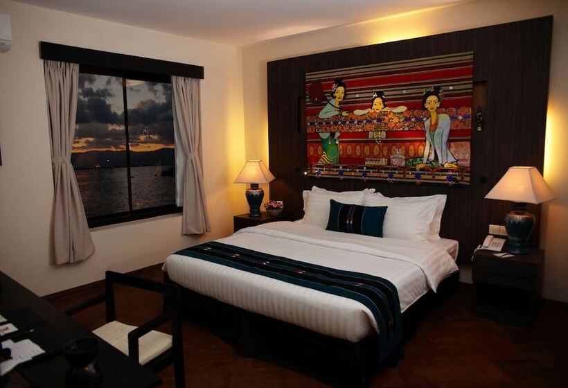 اتاق لوکس, Amata Garden Resort