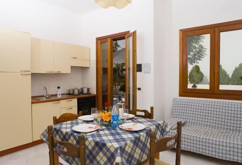 Апартаменты 2 Спальни, Residence Smeraldo
