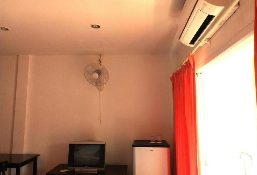 חדר סטנדרט, Jomtien Hostel