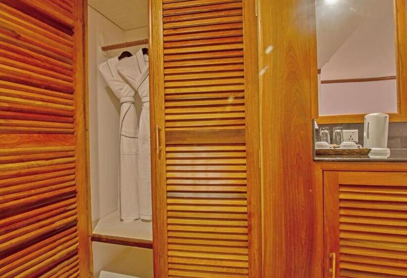 バルコニー付プレミアムルーム, Cheathata Cts Hotel Siem Reap