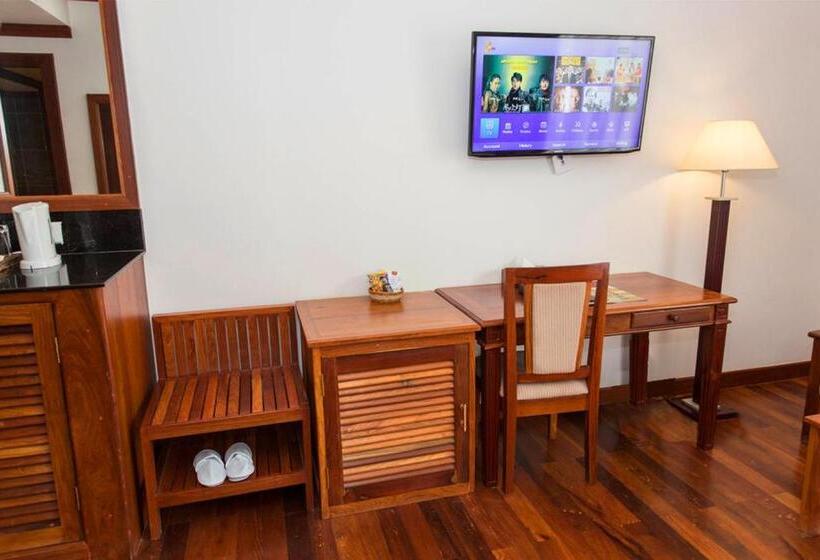 バルコニー付プレミアムルーム, Cheathata Cts Hotel Siem Reap