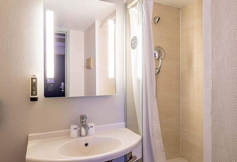 Четырехместный Номер Стандарт, B&b Hotel Bordeaux Sud