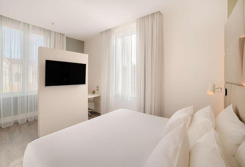 סוויטה, NH Collection Palazzo Cinquecento