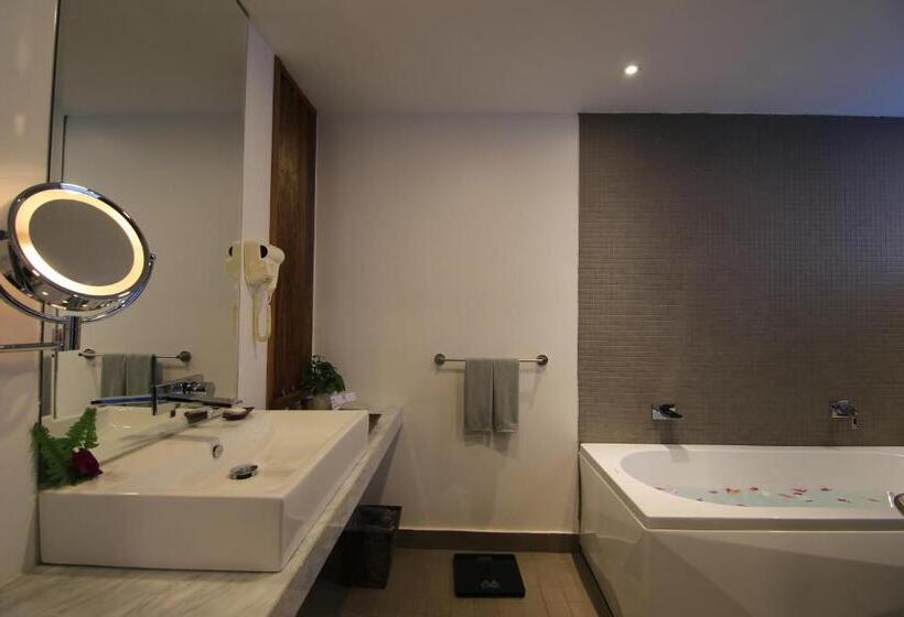 스위트, Somadevi Angkor Boutique And Resort
