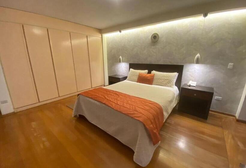 סוויטה, Suites Metropoli